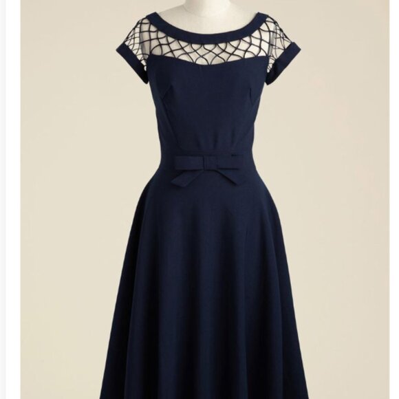 Modcloth Navy Dress Size Medium - Picture 1 of 2